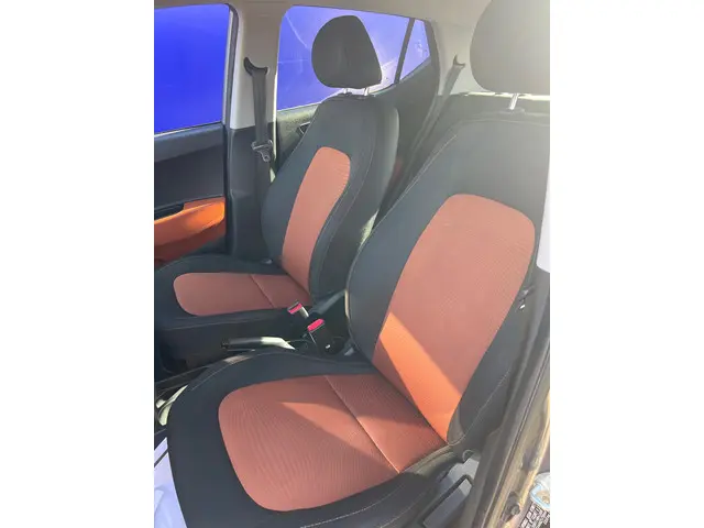 Hyundai i10 1.0i i-Motion Comfort 2016 Benzine 11