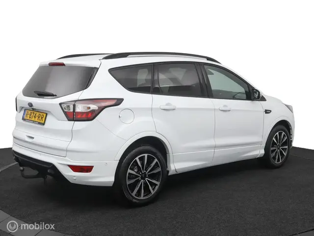 Ford Kuga 1.5 EcoBoost ST Line 2018 Benzine 2