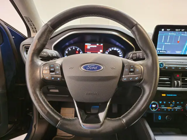Ford Focus 1.0 EcoBoost Titanium Business 2019 Benzine 10