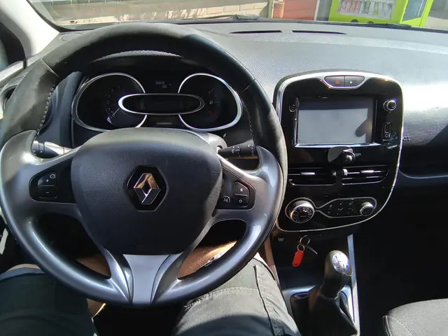 Renault Clio 1.2 16V 2016 Benzine 5