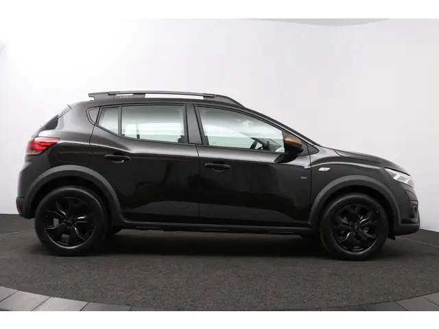 Dacia Sandero Stepway 1.1 TCe 110 Extreme 2025 Benzine 6