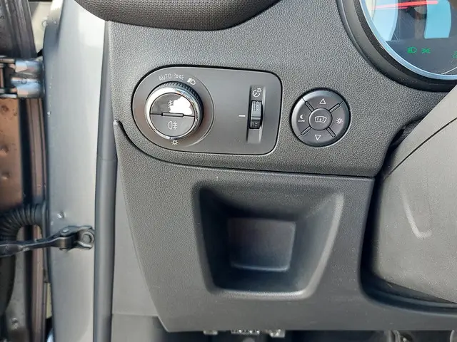 Opel Crossland X 1.2 Innovation 2018 Benzine 25