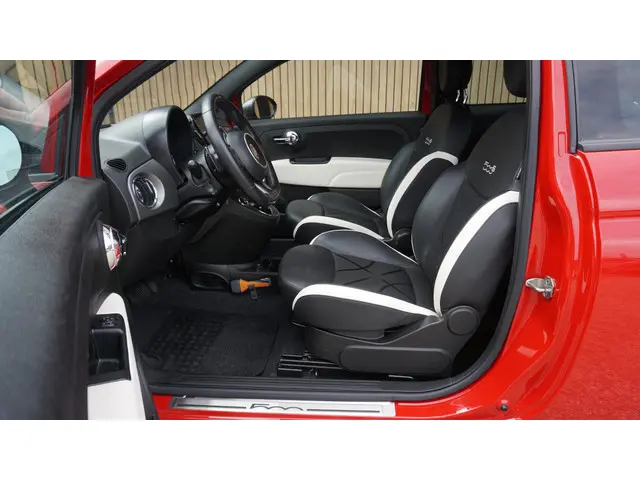 Fiat 500 S 0.9 TwinAir Turbo 105PK! Sport 2018 Benzine 8
