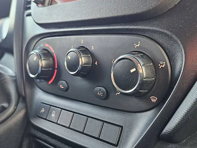 Iveco Daily 35C18 2017 Diesel 12