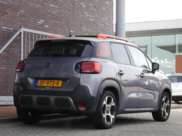 Citroën C3 Aircross 1.2 PureTech S&S Shine 2018 Benzine 4
