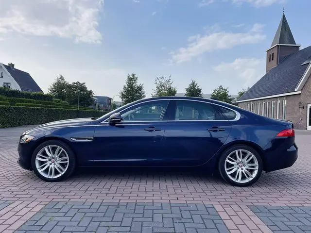 Jaguar XF 3.0 Portfolio AWD 2016 Benzine 3
