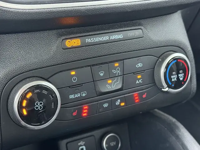 Ford Focus 1.5 EcoBlue Navi PDC EURO-6 2019 Diesel 12