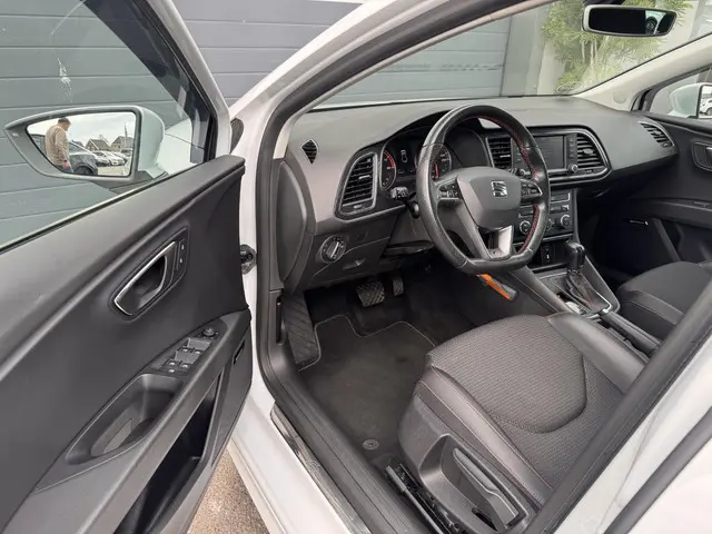 SEAT Leon 1.4 EcoTSI FR Connect 2016 Benzine 13