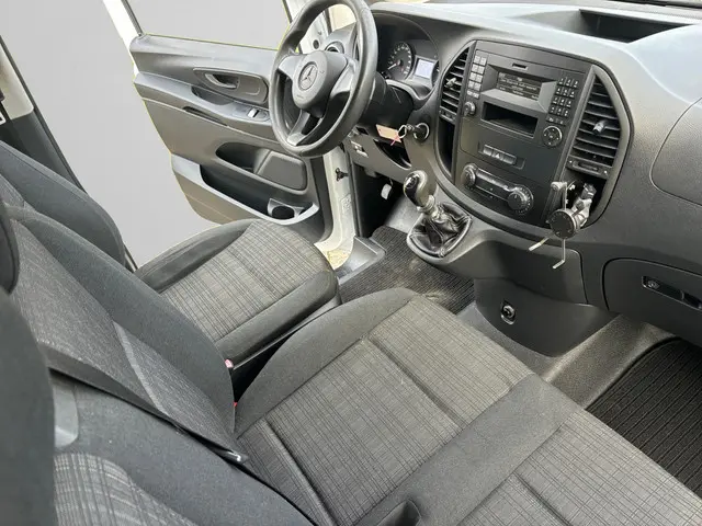Mercedes-Benz Vito 111 CDI Functional- 2015 Diesel 13