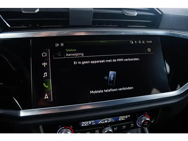 Audi Q3 45 TFSI e S edition 2022 Hybride Benzine 44