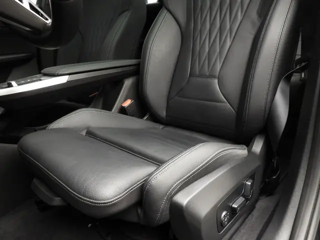 BMW iX2 xDrive30 2024 Elektrisch 27