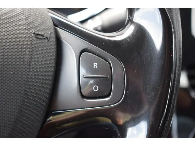 Renault Clio 0.9 TCE Dynamique 2013 Benzine 26