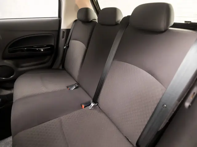 Mitsubishi Space Star 1.0 Intense Sport 2018 Benzine 14