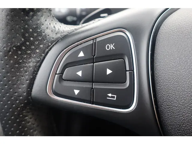 Mercedes-Benz CLA 180 d Lease Edition Plus 2016 Diesel 20