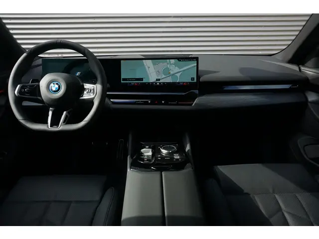 BMW 5 Serie Touring 530e 2025 Hybride Benzine 9