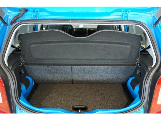 Volkswagen up! 1.0 up! Edition BlueMotion 2014 Benzine 12