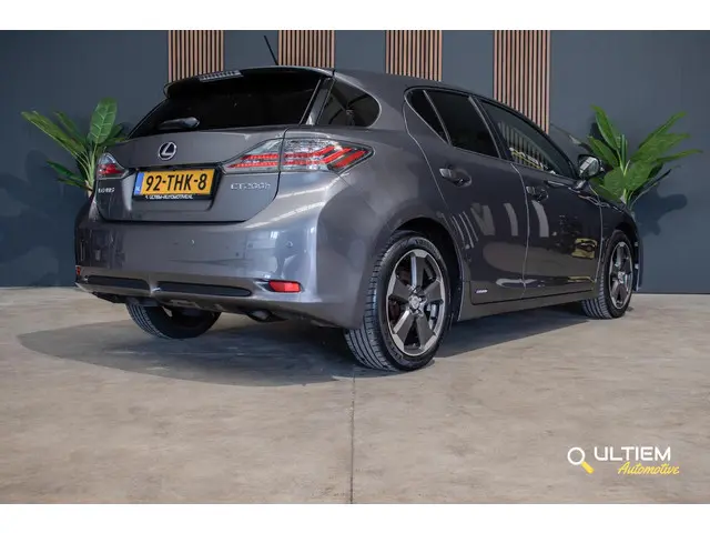 Lexus CT 200h Business Line Pro 2012 Hybride Benzine 2