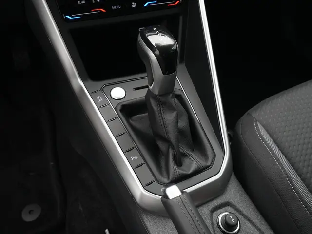 Volkswagen Taigo 1.0 TSI Life Edition 2025 Benzine 25