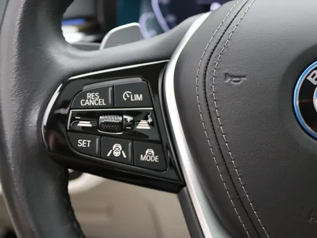 BMW 5 Serie Touring 530e 2023 Hybride Benzine 14