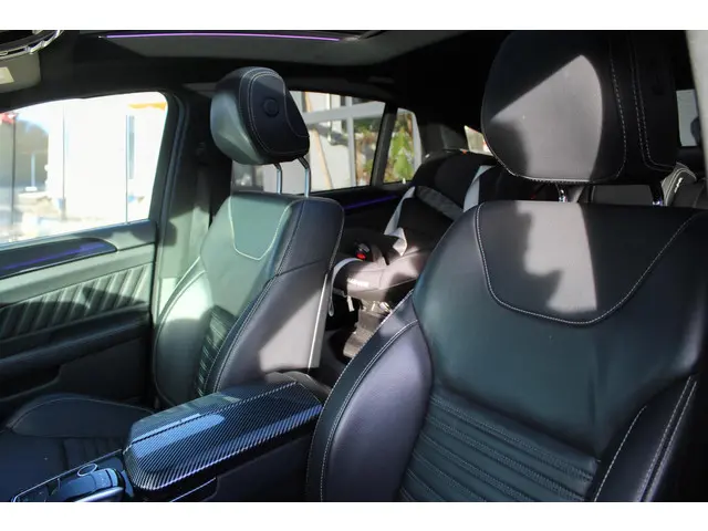 Mercedes-Benz GLE Coupé AMG 43 4MATIC 2019 Benzine 21