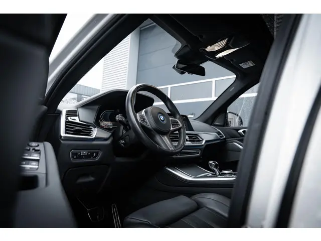 BMW X5 xDrive45e High Executive 2022 Hybride Benzine 7