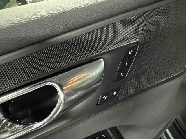 Volvo XC60 2.0 B4 Inscription 2021 Benzine 12