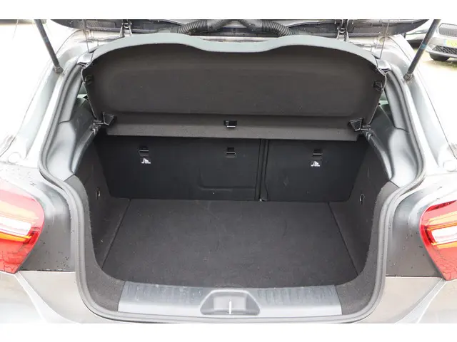 Mercedes-Benz A-Klasse 200 d Prestige 2016 Diesel 17