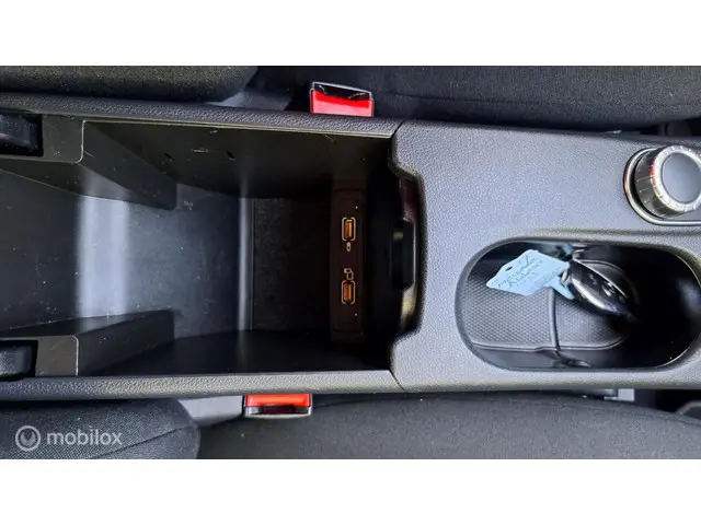 Mercedes-Benz A-Klasse 160 Ambition 2017 Benzine 30