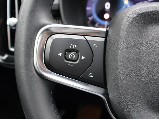 Volvo XC40 B3 Plus Dark 2023 Benzine 21