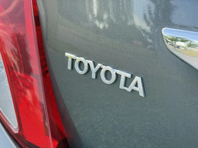 Toyota Yaris 1.3 VVT-i Dynamic 2013 Benzine 26