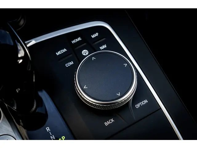 BMW 1 Serie 118i Executive | LED | Carplay | 2020 Benzine 29