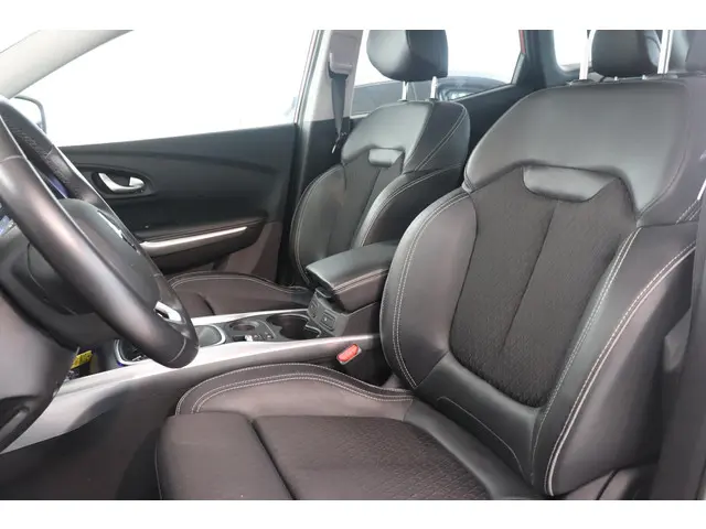 Renault Kadjar 1.3 TCe Intens 2021 Benzine 10