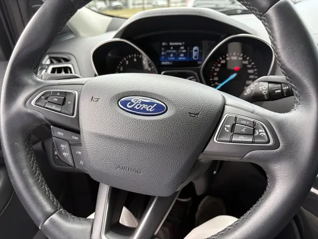 Ford Kuga 1.5 EcoBoost Titanium 2019 Benzine 16