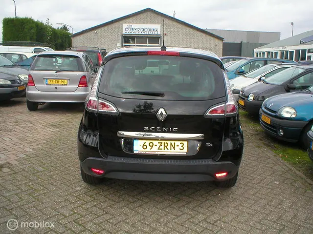 Renault Scénic 1.2 TCe Bose 2013 Benzine 4