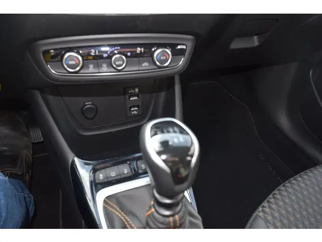 Opel Crossland X 1.2 Turbo Innovation 2020 Benzine 21