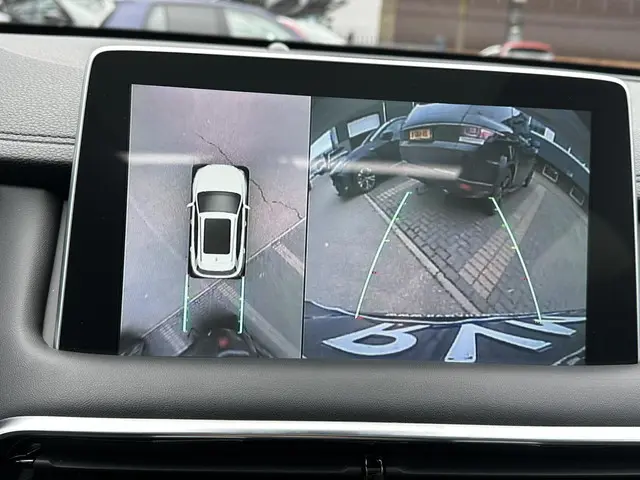 MG EHS 1.5 TGDI Luxury 2023 Hybride Benzine 24