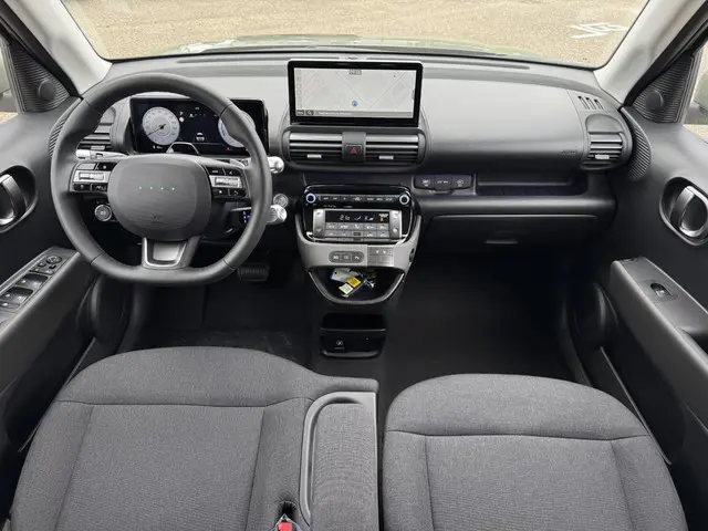 Hyundai Inster Evolve 49 kWh 2025 Elektrisch 13