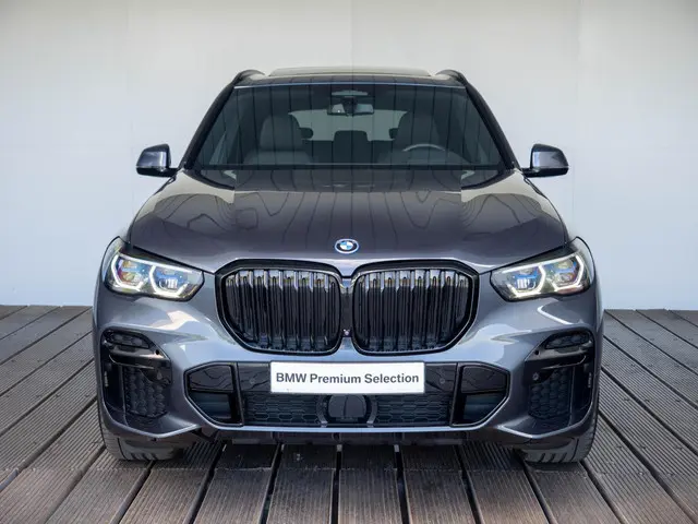BMW X5 xDrive45e 2022 Hybride Benzine 3