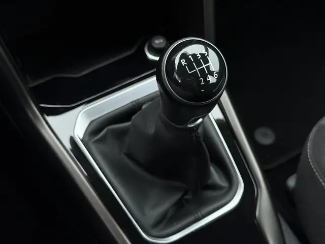 Volkswagen T-Roc 1.0 TSI Style 2018 Benzine 28