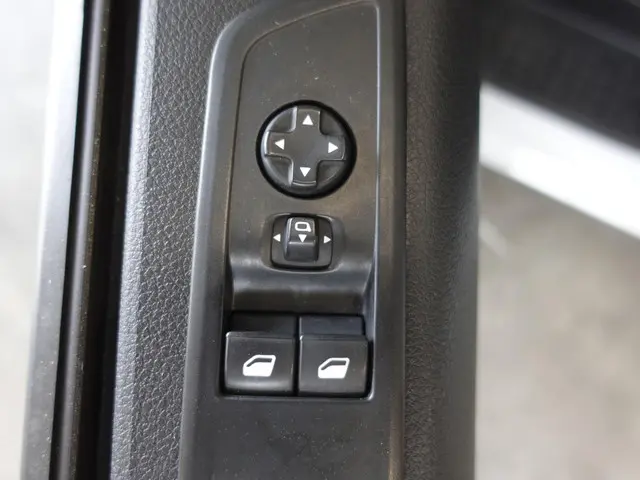 Opel Vivaro L2H1 Edition 145PK Automaat 2023 Diesel 16