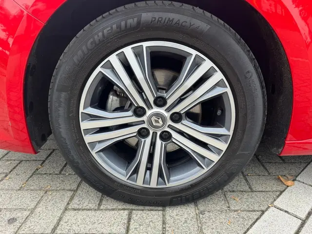 Renault Mégane Estate TCe EDC 140 Intens 2021 Benzine 8