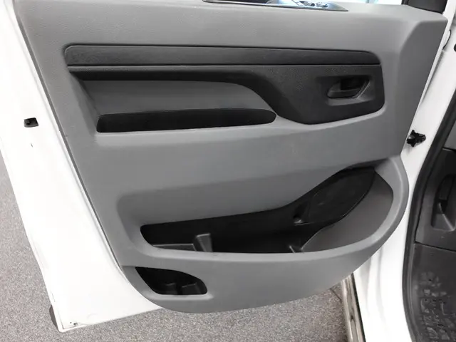 Toyota ProAce 95pk Long L3H1 2018 Diesel 11