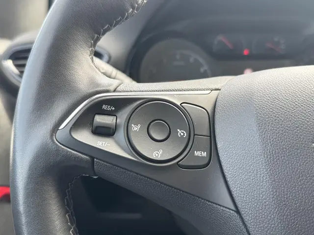 Opel Crossland 1.2 Turbo GS Line AUT 2023 Benzine 27