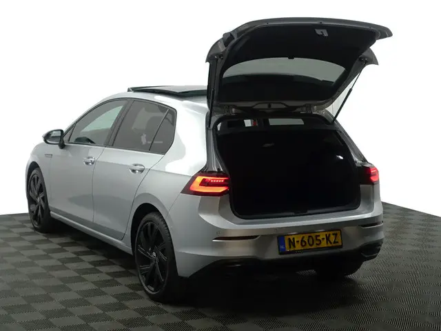 Volkswagen Golf 1.5 eTSI R Line Aut- 2020 Hybride Benzine 32