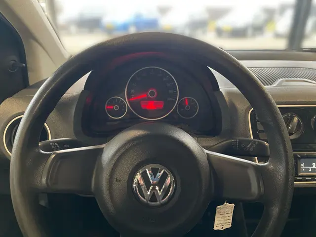 Volkswagen up! 1.0 take up! BlueMotion 2012 Benzine 26