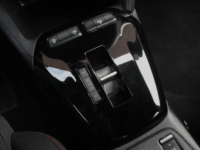 Opel Corsa 1.2 GS Line 131pk Aut. 2023 Benzine 18