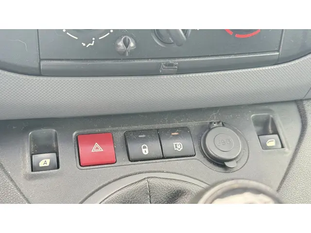 Citroën Berlingo 1.6 BlueHDI 75 Bus 2017 Diesel 11