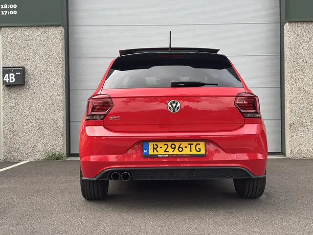 Volkswagen Polo 2.0 TSI GTI 2019 Benzine 9