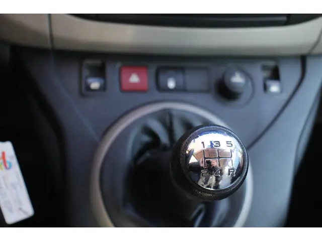 Citroën Berlingo 1.6 VTi XTR 2013 Benzine 22