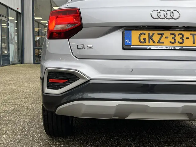 Audi Q2 30 TFSI Business Edition 2021 Benzine 45